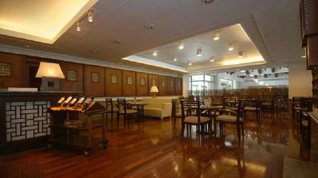 Merryland Resort Guilin Interior photo